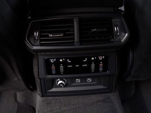 Used 2024 Lamborghini Urus Performante image 35