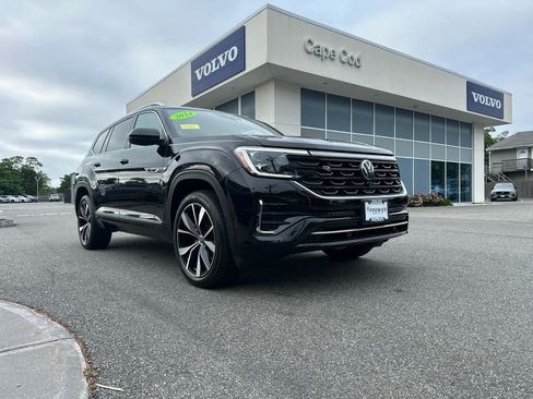 Used 2024 Volkswagen Atlas SEL Premium R-Line AWD/4WD image 2