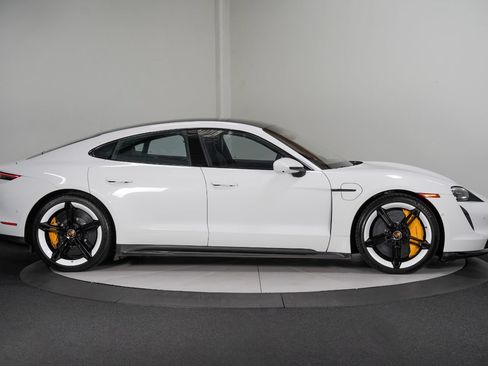 Used 2020 Porsche Taycan Turbo S AWD/4WD image 9