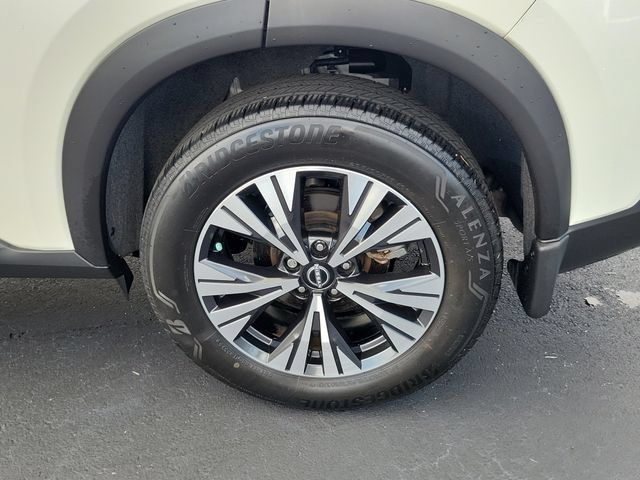 Used 2023 Nissan Rogue SV FWD image 7