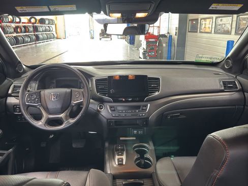 Used 2022 Honda Passport TrailSport image 14