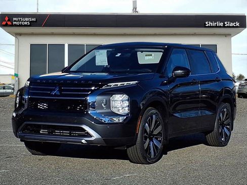 New 2026 Mitsubishi Outlander SE image 1