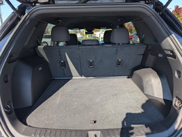 Used 2025 Chevrolet Equinox LT FWD image 19