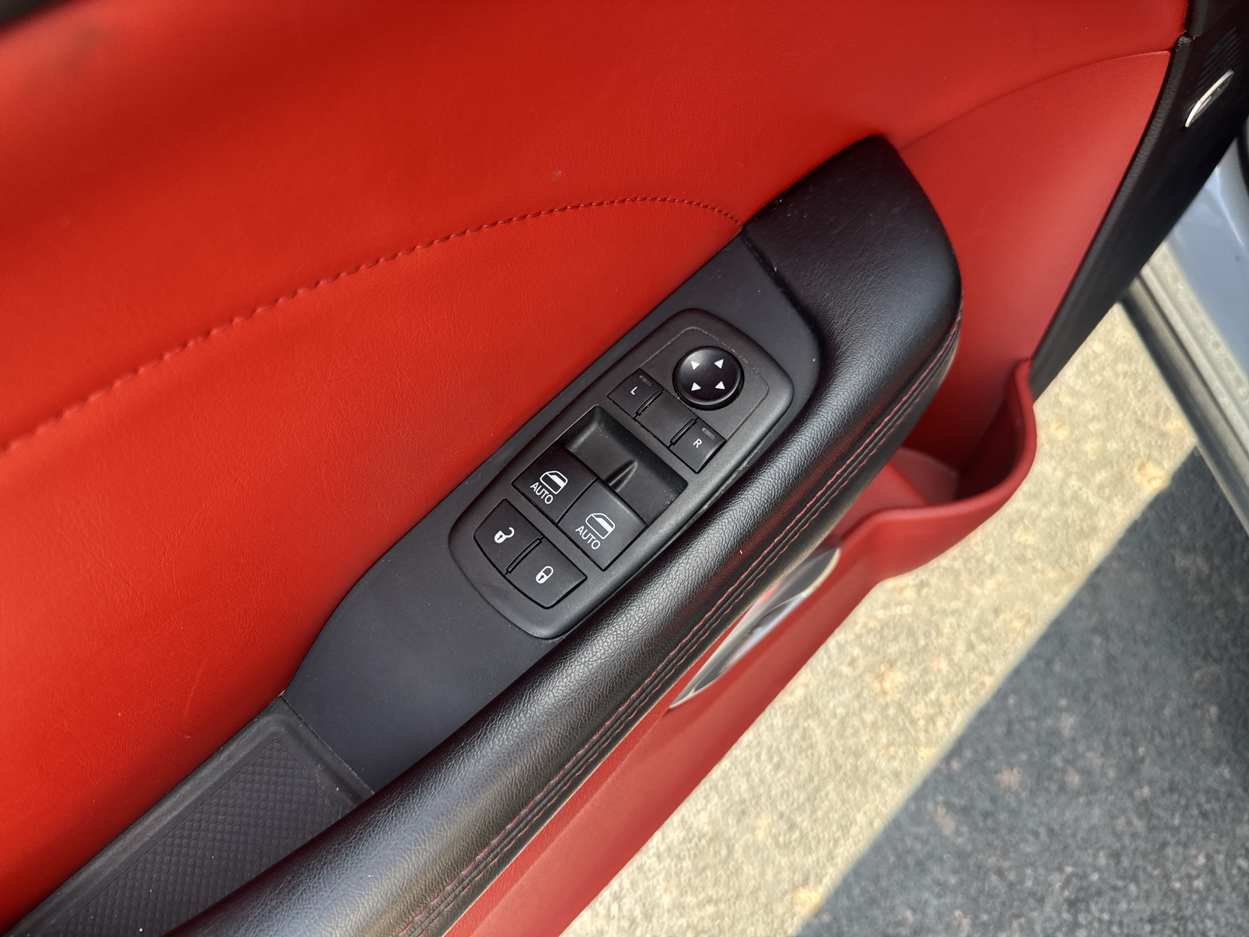 Used 2021 Dodge Challenger R/T Scat Pack RWD image 16