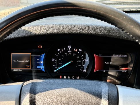 Used 2016 Ford Expedition Limited w/ Equipment Group 301A RWD image 15