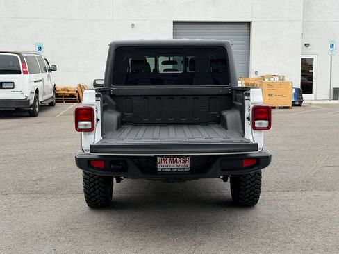 Used 2023 Jeep Gladiator Sport AWD/4WD image 24