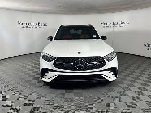 Certified 2025 Mercedes-Benz GLC 300 4MATIC image 2