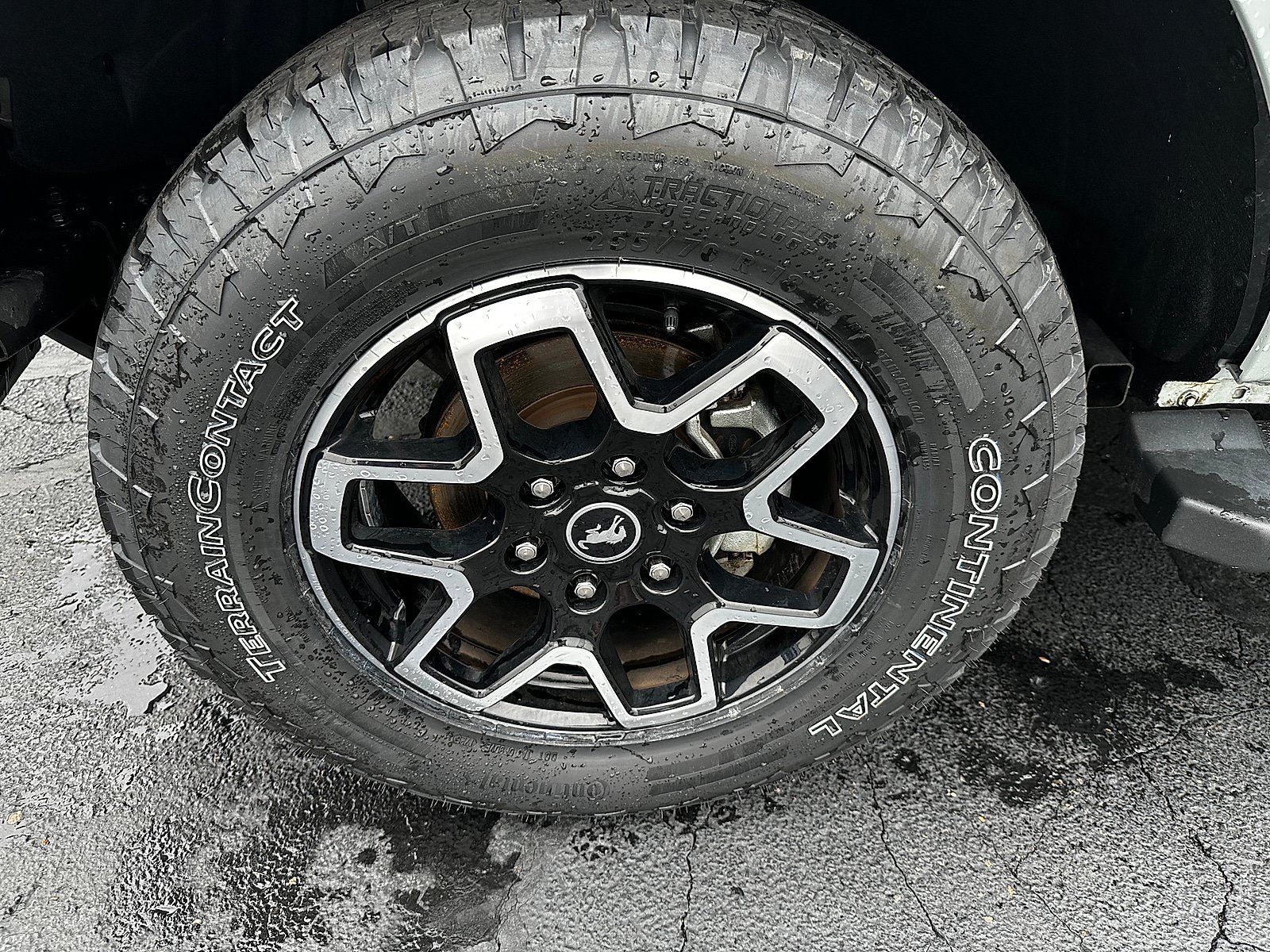 Used 2023 Ford Bronco Outer Banks AWD/4WD image 9