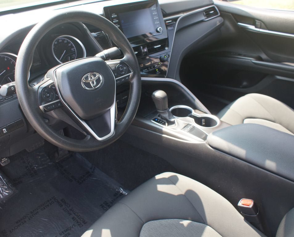 Used 2024 Toyota Camry LE FWD image 12