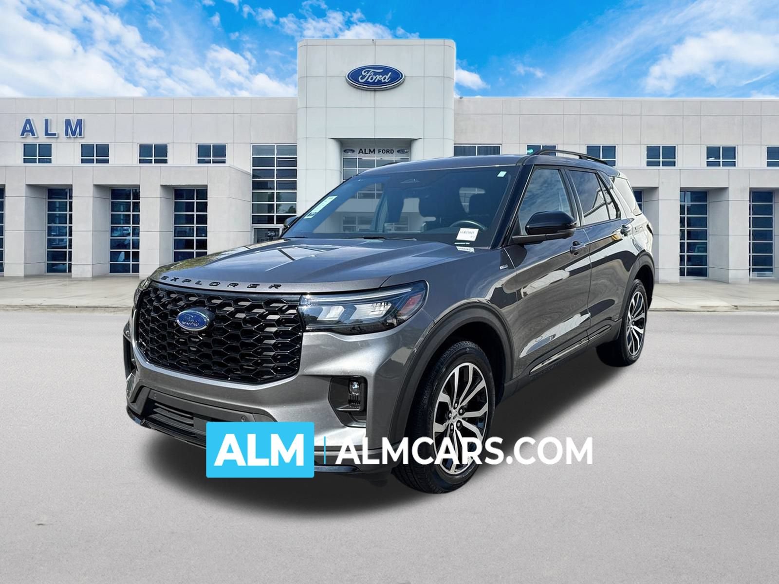 Used 2025 Ford Explorer ST-Line AWD/4WD image 1