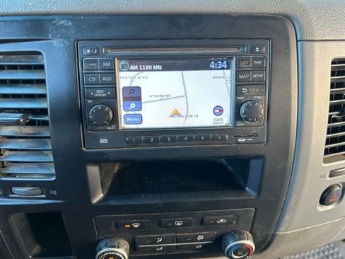 Used 2013 Nissan NV 3500 SV w/ Technology Pkg image 16
