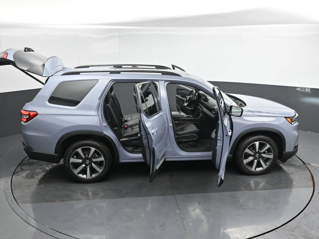 Used 2023 Honda Pilot Elite image 50