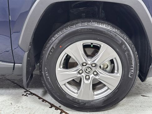Used 2025 Toyota RAV4 XLE w/ Convenience Package image 21