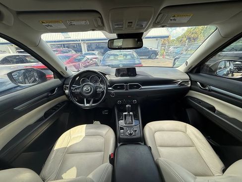 Used 2018 MAZDA CX-5 Touring w/ Preferred Equipment Package FWD image 6