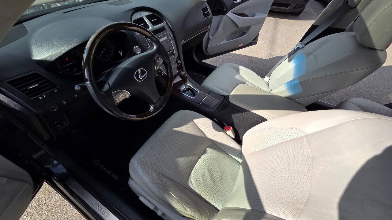 Used 2011 Lexus ES 350 FWD image 25