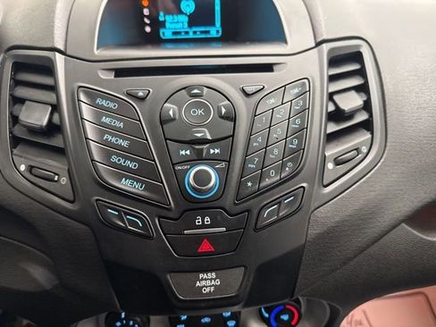 Used 2016 Ford Fiesta SE image 31