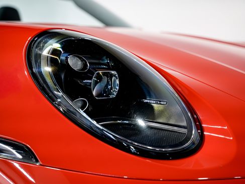 Used 2022 Porsche 911 Carrera image 47