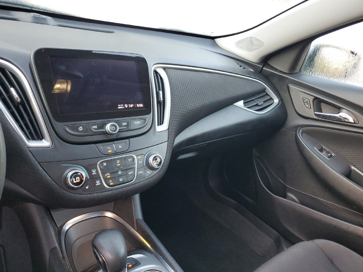 Used 2025 Chevrolet Malibu LT FWD image 27