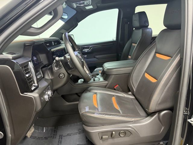 Used 2025 GMC Sierra 1500 AT4 w/ Technology Package AWD/4WD image 20