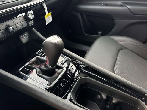 New 2026 Jeep Compass Trailhawk w/ Sun, Sound & Navigation Group image 18