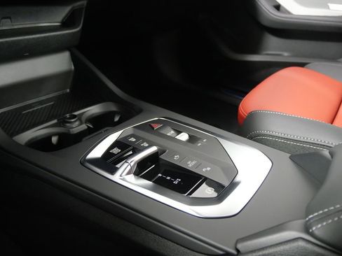 Used 2025 BMW M235i xDrive M235i xDrive w/ Premium Package image 26