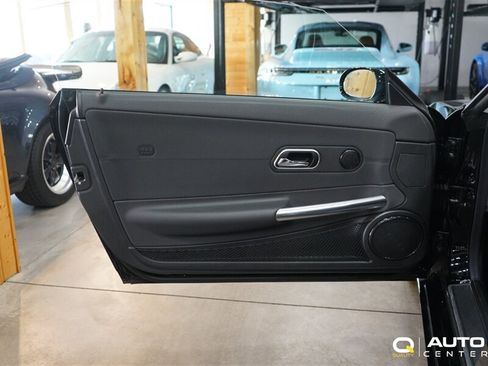 Used 2006 Chrysler Crossfire Coupe RWD image 10