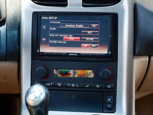 Used 2005 Chevrolet Corvette Coupe w/ Preferred Equipment Group RWD image 29