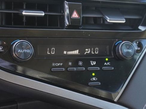 Used 2024 Toyota Camry XSE image 23