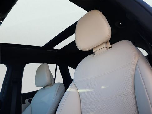 New 2026 Mercedes-Benz GLC 300 4MATIC image 47