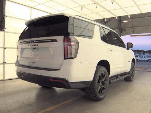 Used 2022 Chevrolet Tahoe Z71 w/ Z71 Off-Road Package image 5