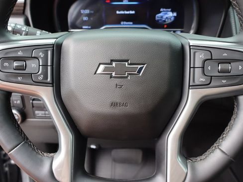 Used 2023 Chevrolet Tahoe Z71 w/ Z71 Off-Road Package AWD/4WD image 14