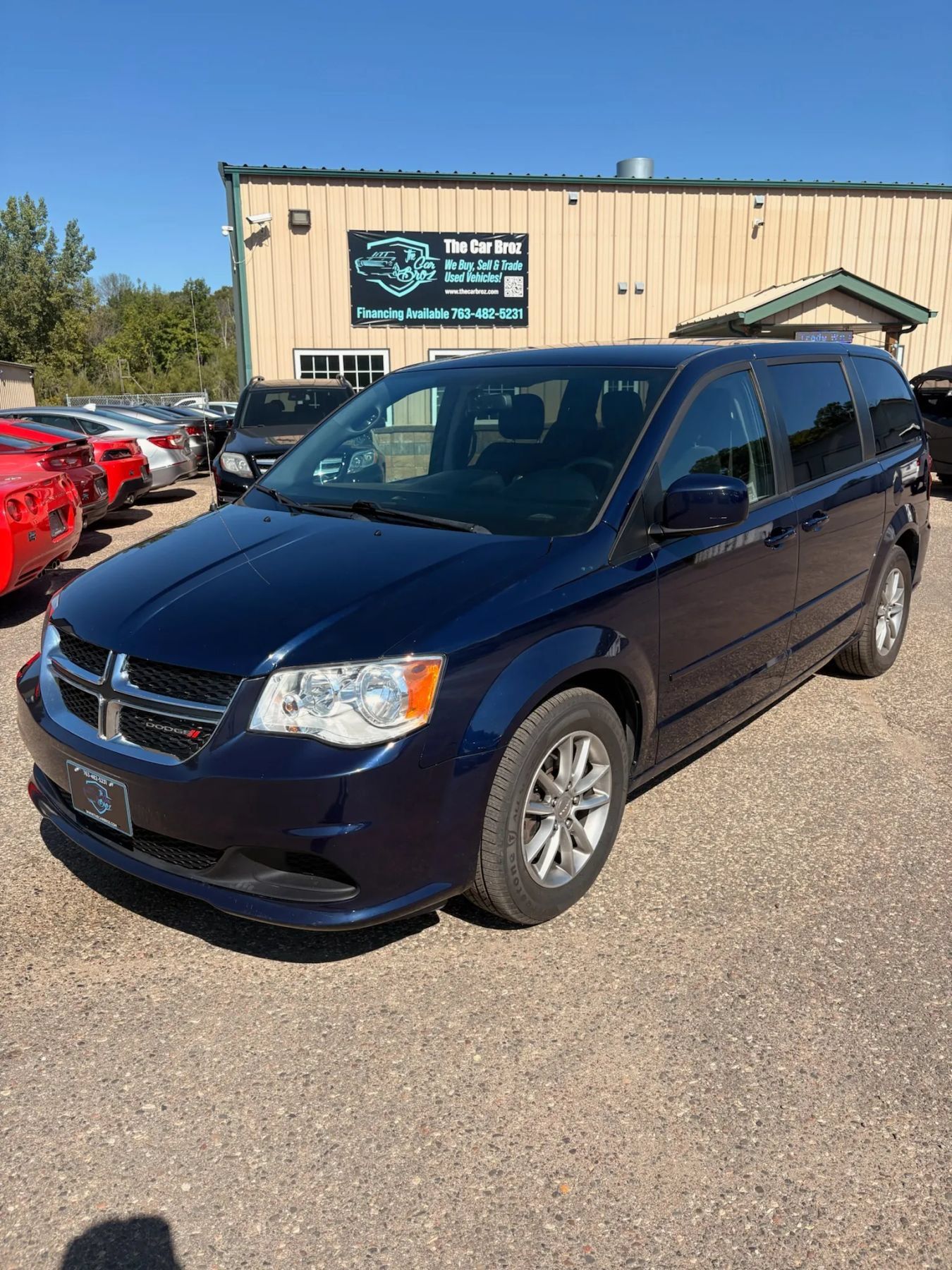 Used 2016 Dodge Grand Caravan SE FWD image 1