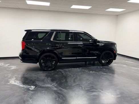 Used 2022 GMC Yukon Denali w/ Denali Premium Package AWD/4WD image 23