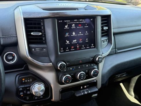 Used 2020 RAM 1500 Laramie w/ Off Road Group AWD/4WD image 17