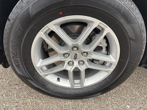 New 2026 Ford Explorer Active image 9