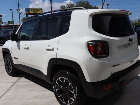 Used 2023 Jeep Renegade Trailhawk AWD/4WD image 6