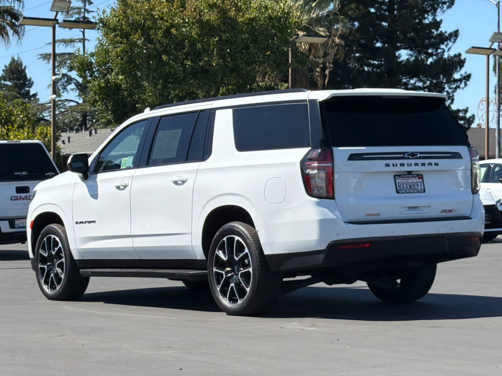Used 2021 Chevrolet Suburban RST w/ Rear Media and Nav Package AWD/4WD image 7