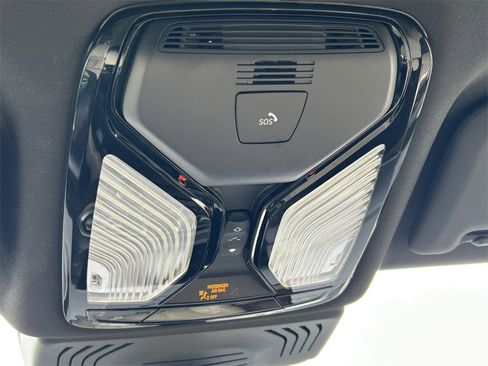 Used 2025 BMW X4 xDrive30i image 20