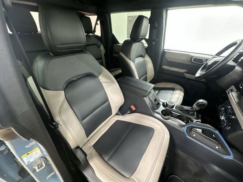 Used 2023 Ford Bronco Wildtrak AWD/4WD image 25