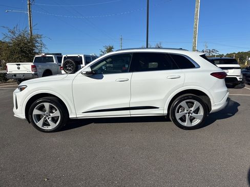 Used 2025 Audi Q5 Premium Plus w/ Premium Plus image 4