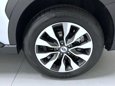 Used 2025 Subaru Outback Limited image 23