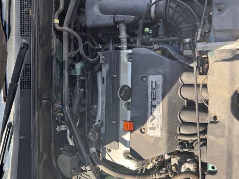 Used 2004 Honda CR-V LX image 24