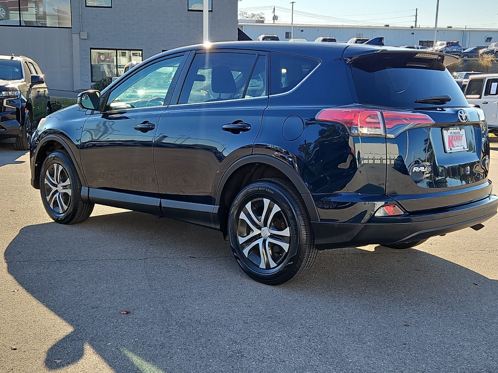 Certified 2018 Toyota RAV4 LE w/ Carpet Mat Package AWD/4WD image 3