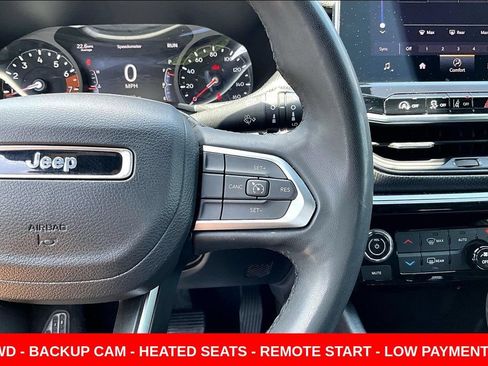 Used 2024 Jeep Compass Latitude w/ Sun and Sound Group AWD/4WD image 12