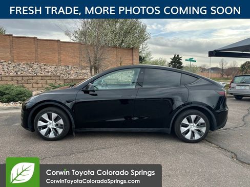 Used 2023 Tesla Model Y Long Range image 4