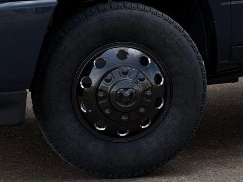 New 2026 RAM 3500 Big Horn AWD/4WD image 8