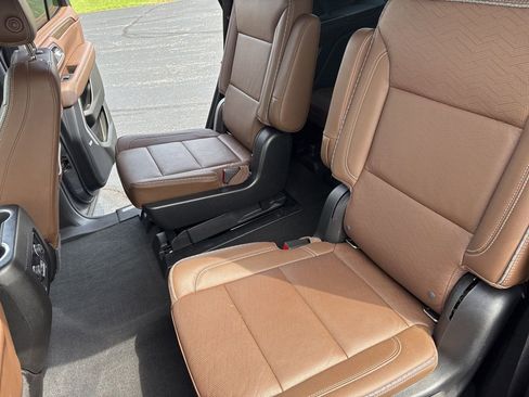 Used 2022 Chevrolet Tahoe High Country AWD/4WD image 44