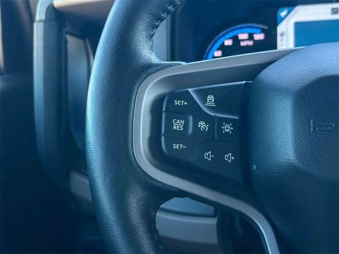 Used 2024 Ford Bronco Wildtrak image 28
