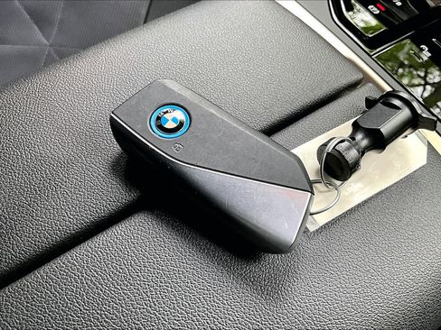 Used 2024 BMW iX xDrive50 w/ Convenience Package AWD/4WD image 14