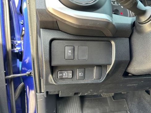 Used 2023 Toyota Tacoma SR5 w/ Technology Package AWD/4WD image 23
